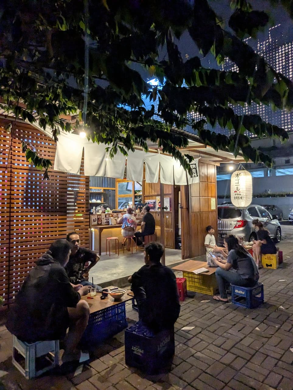 Suasana Malem-Malem di RAMENRAMEiN!